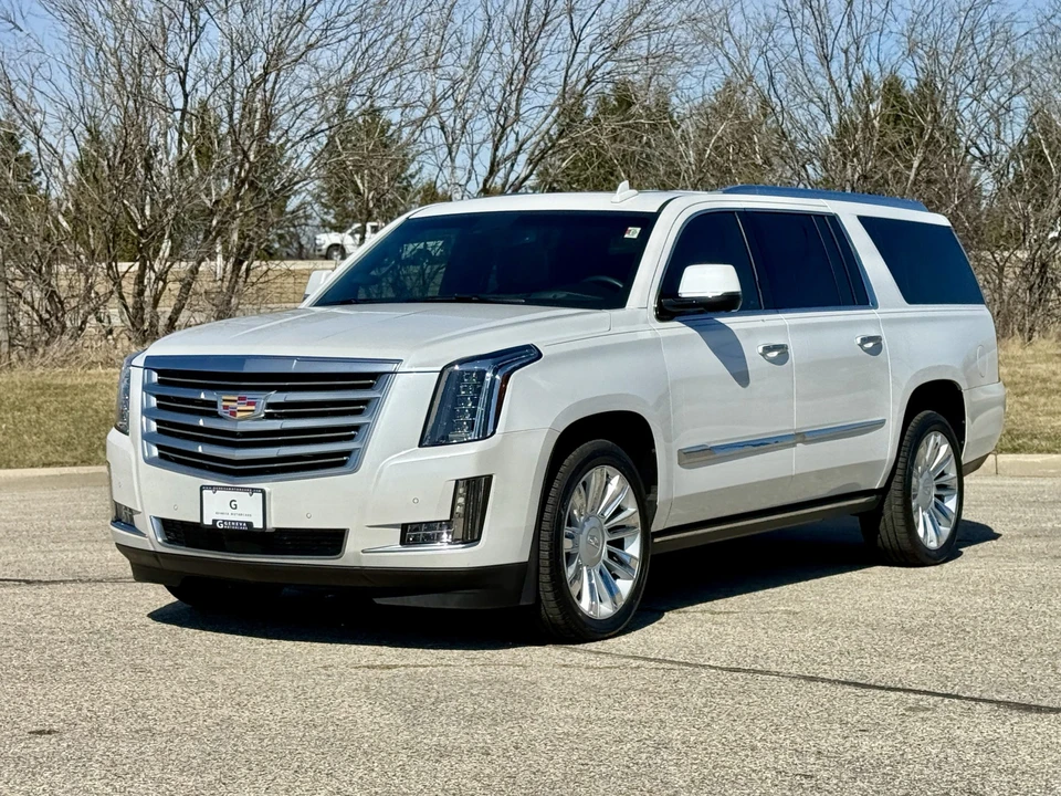 2016 Cadillac Escalade 4th Gen - Image 6 of 31