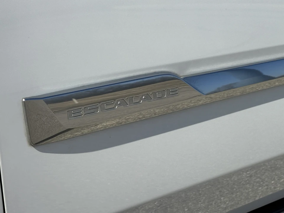 2016 Cadillac Escalade 4th Gen - Image 23 of 31