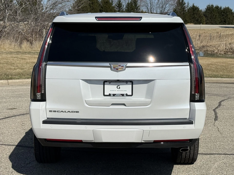 2016 Cadillac Escalade 4th Gen - Image 12 of 31