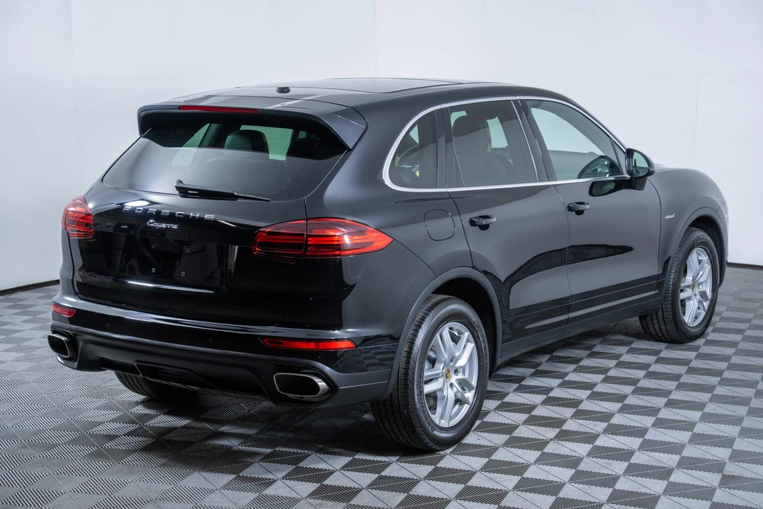 2016 Porsche 958 Cayenne Diesel - Image 31 of 31