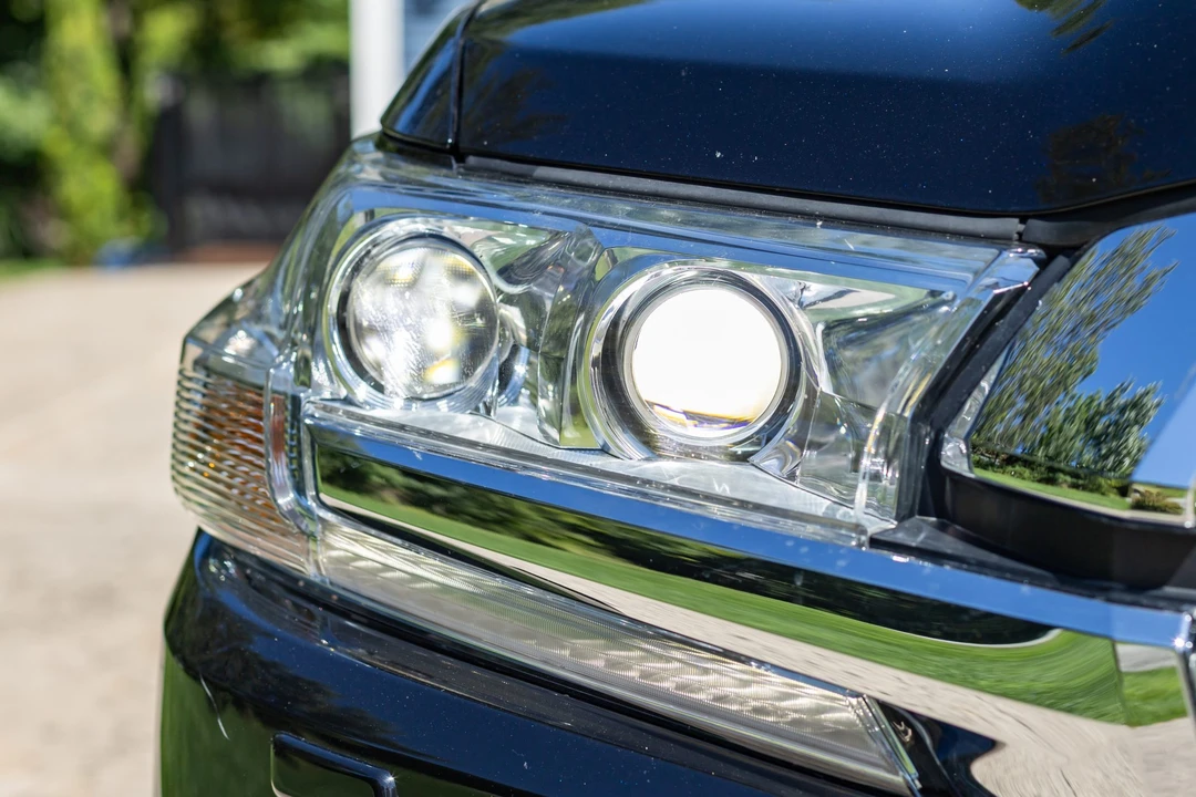 2016 Toyota J200 Land Cruiser - Image 13 of 31