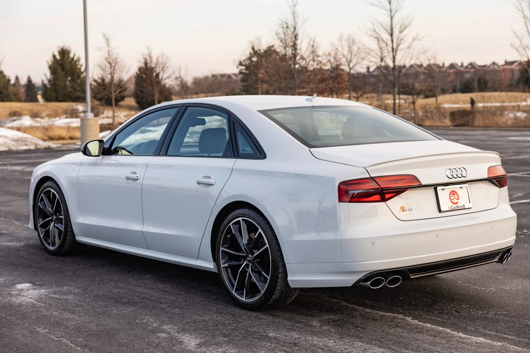 2017 Audi D4 S8 - Image 13 of 31