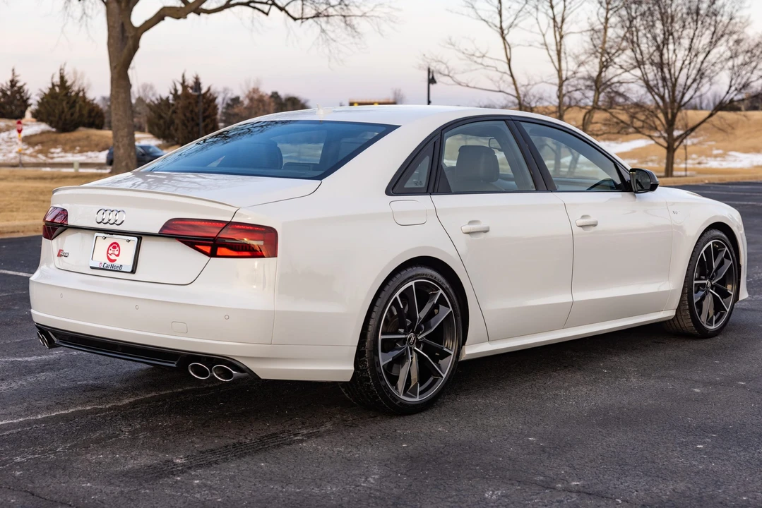 2017 Audi D4 S8 - Image 19 of 31