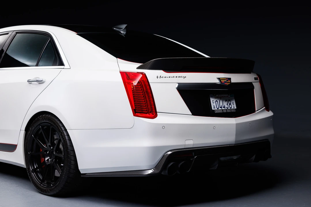 2017 Cadillac CTS-V 3rd Gen - Image 25 of 31