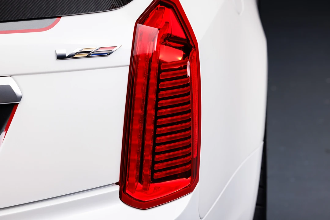 2017 Cadillac CTS-V 3rd Gen - Image 22 of 31