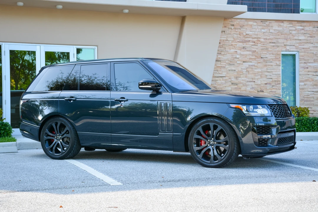 2017 Land Rover Range Rover L405 - Image 2 of 31