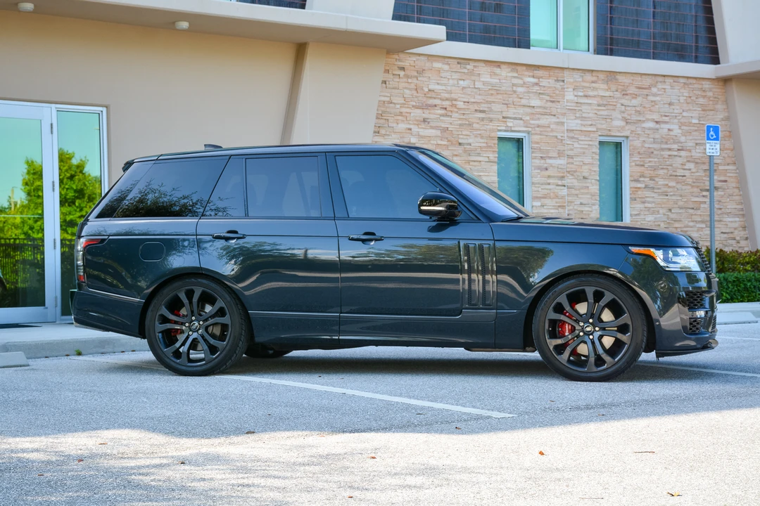 2017 Land Rover Range Rover L405 - Image 17 of 31