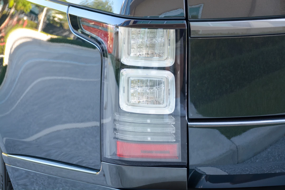 2017 Land Rover Range Rover L405 - Image 30 of 31