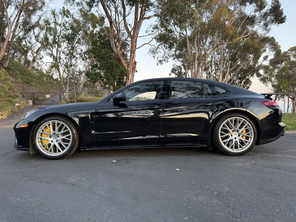 2017 Porsche 971 Panamera Turbo - Image 25 of 31