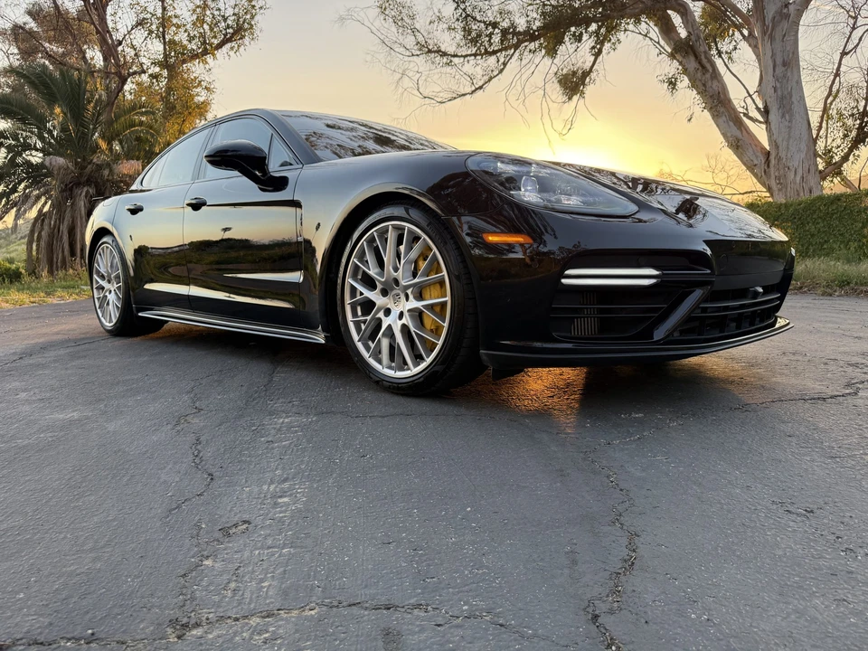 2017 Porsche 971 Panamera Turbo - Image 3 of 31