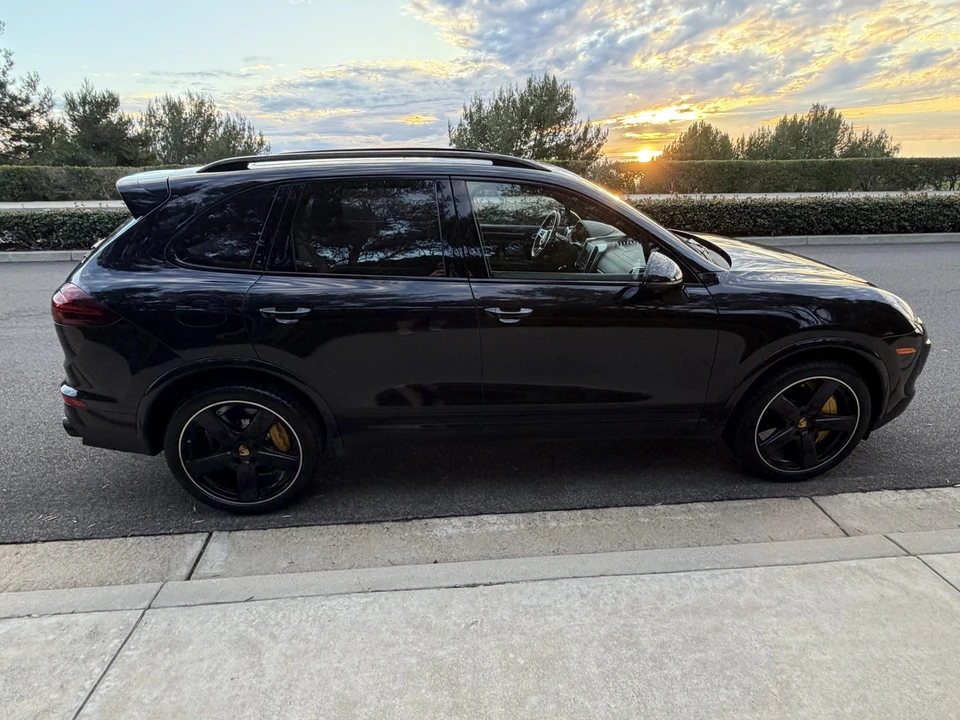 2018 Porsche 958 Cayenne Turbo S - Image 11 of 31