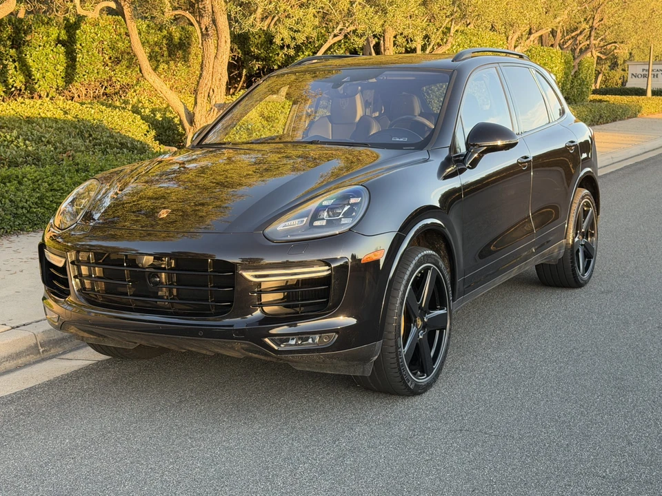 2018 Porsche 958 Cayenne Turbo S - Image 25 of 31