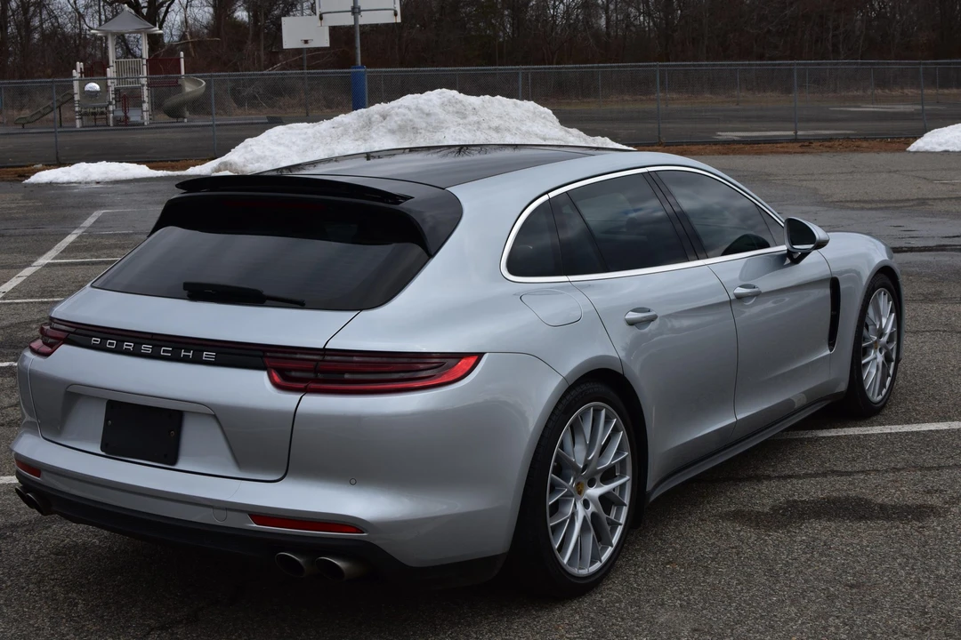 2018 Porsche 971 Panamera S - Image 27 of 31
