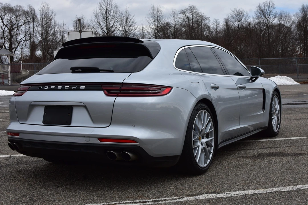 2018 Porsche 971 Panamera S - Image 25 of 31