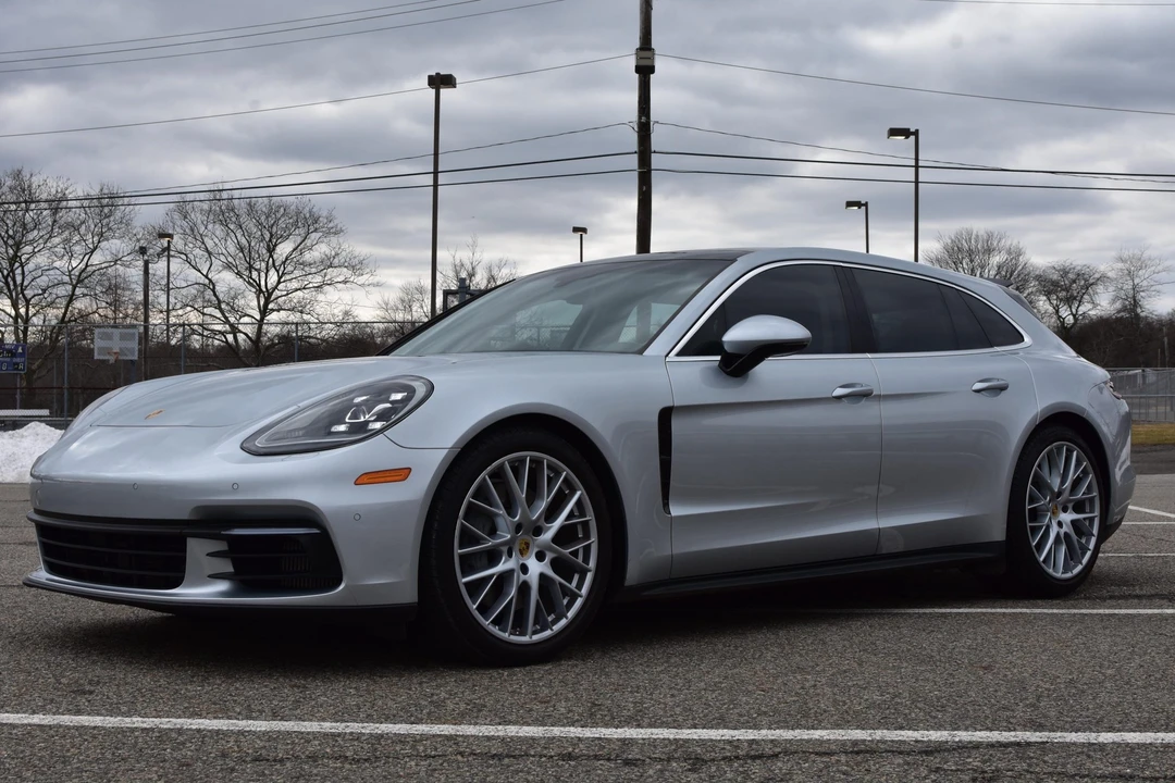 2018 Porsche 971 Panamera S - Image 7 of 31