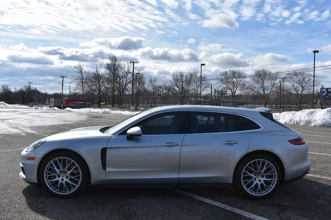 2018 Porsche 971 Panamera S - Image 10 of 31