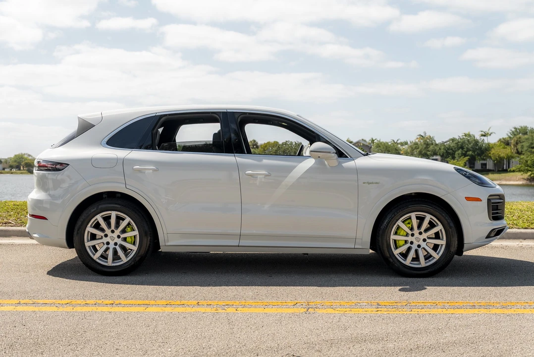 2019 Porsche 9Y0/9Y3 Cayenne - Image 9 of 31