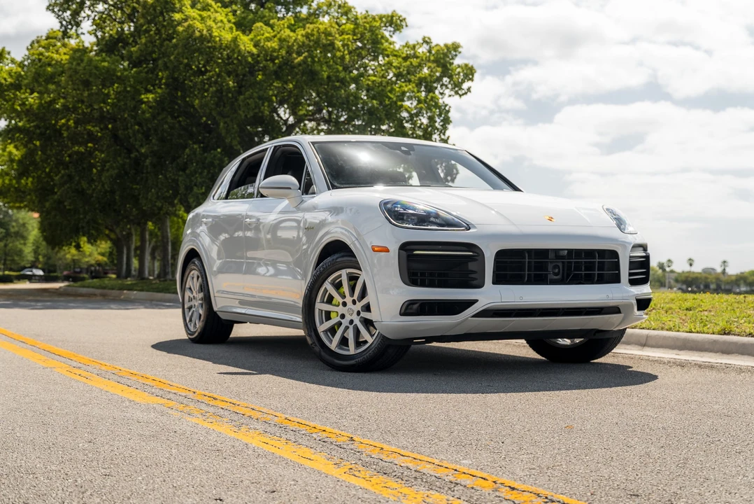 2019 Porsche 9Y0/9Y3 Cayenne - Image 14 of 31