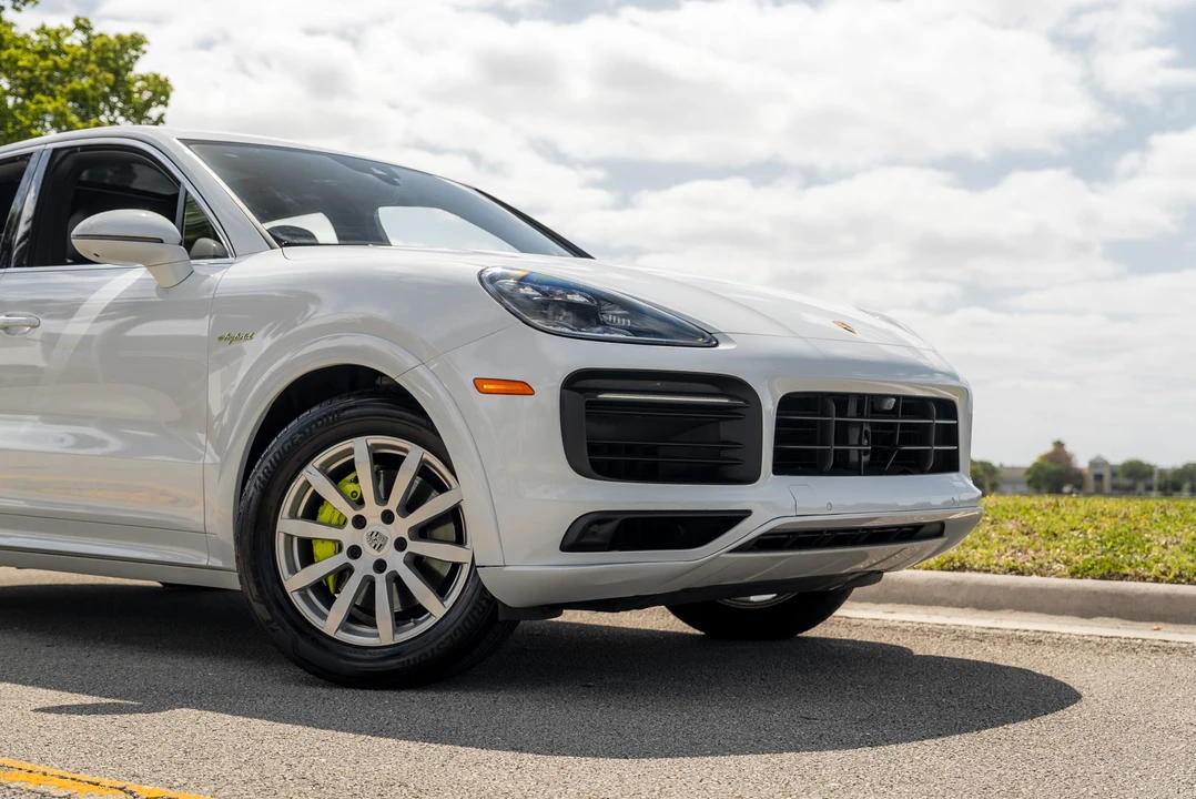2019 Porsche 9Y0/9Y3 Cayenne - Image 17 of 31