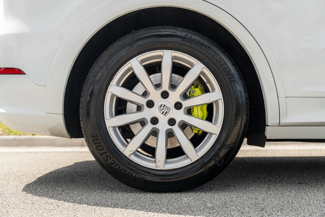 2019 Porsche 9Y0/9Y3 Cayenne - Image 28 of 31