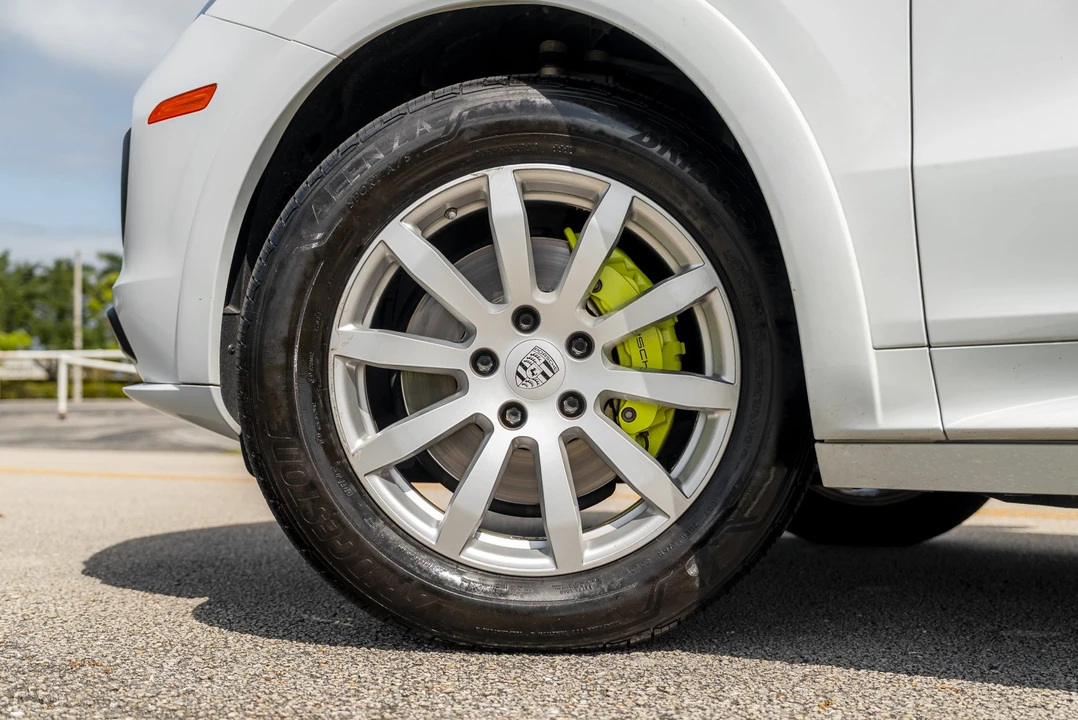 2019 Porsche 9Y0/9Y3 Cayenne - Image 26 of 31