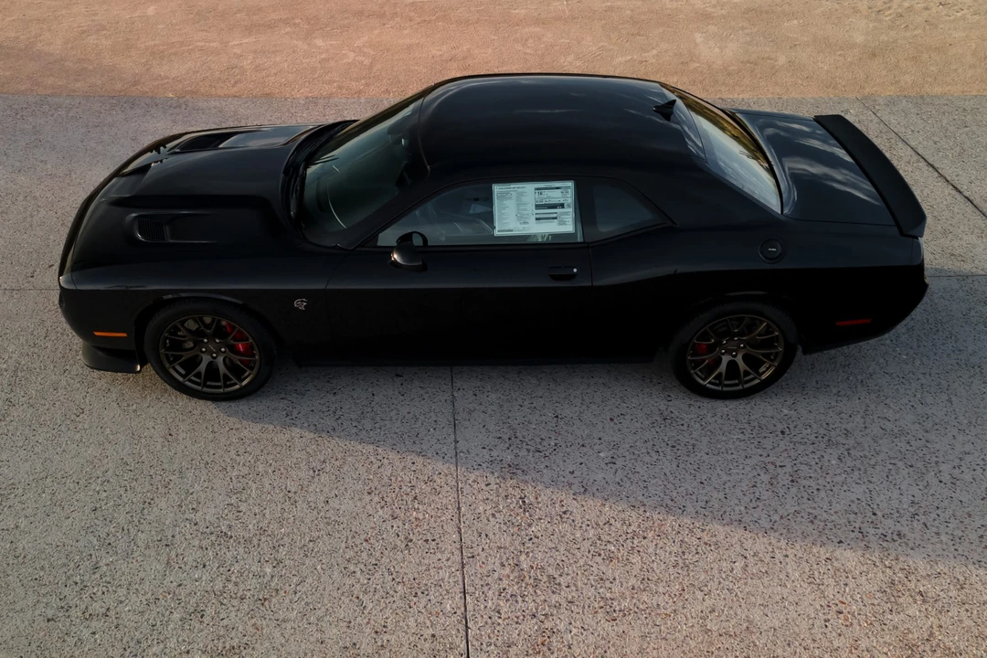 2015 Dodge Challenger SRT Hellcat 3rd Gen - Image 20 of 31