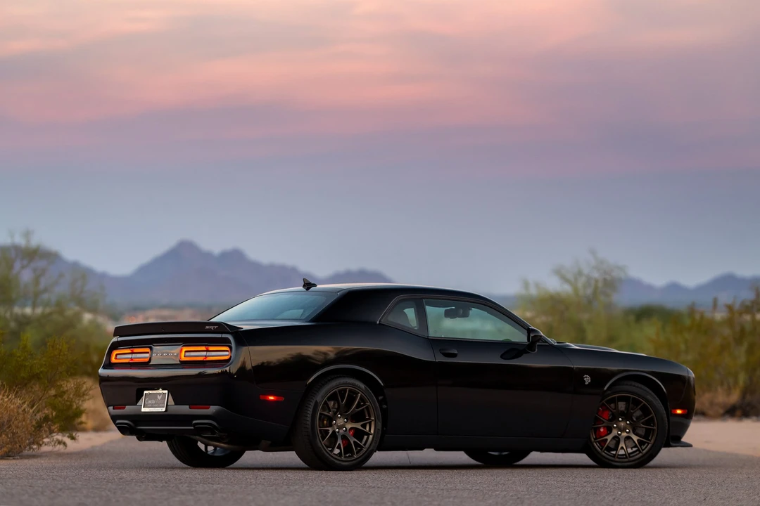 2015 Dodge Challenger SRT Hellcat 3rd Gen - Image 12 of 31