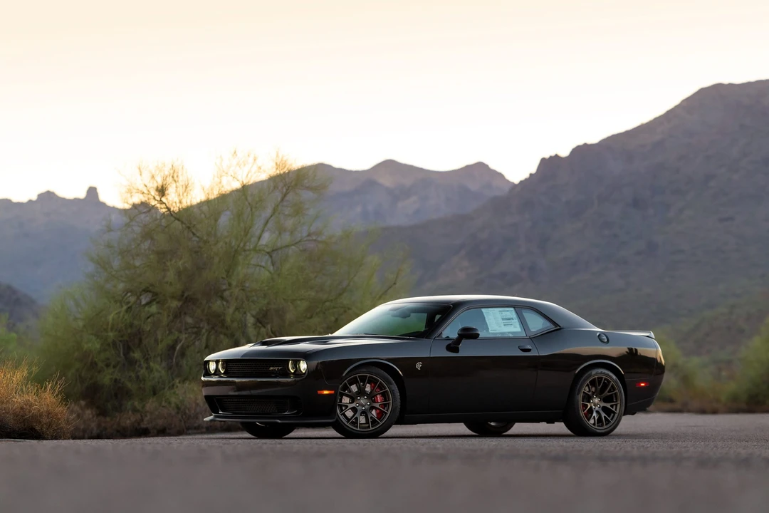 2015 Dodge Challenger SRT Hellcat 3rd Gen - Image 4 of 31