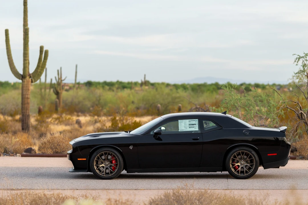2015 Dodge Challenger SRT Hellcat 3rd Gen - Image 6 of 31
