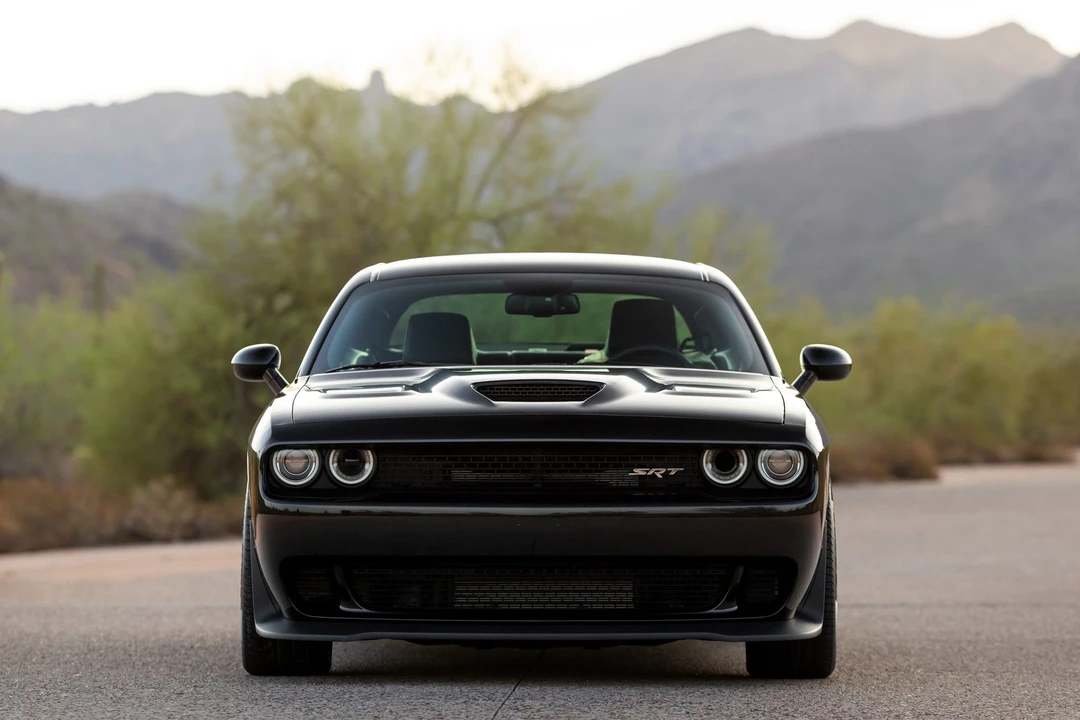 2015 Dodge Challenger SRT Hellcat 3rd Gen - Image 17 of 31