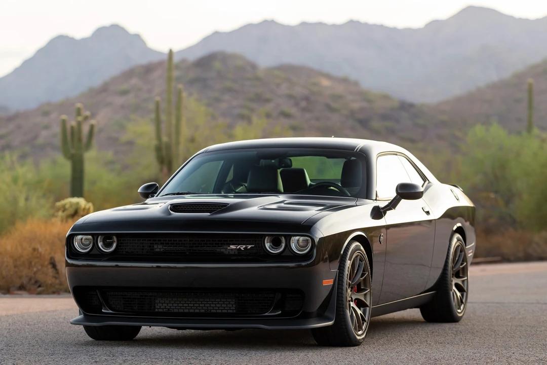 2015 Dodge Challenger SRT Hellcat 3rd Gen - Image 3 of 31