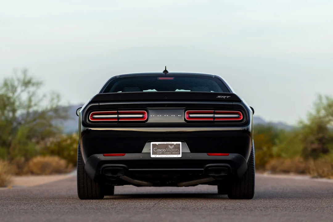 2015 Dodge Challenger SRT Hellcat 3rd Gen - Image 7 of 31