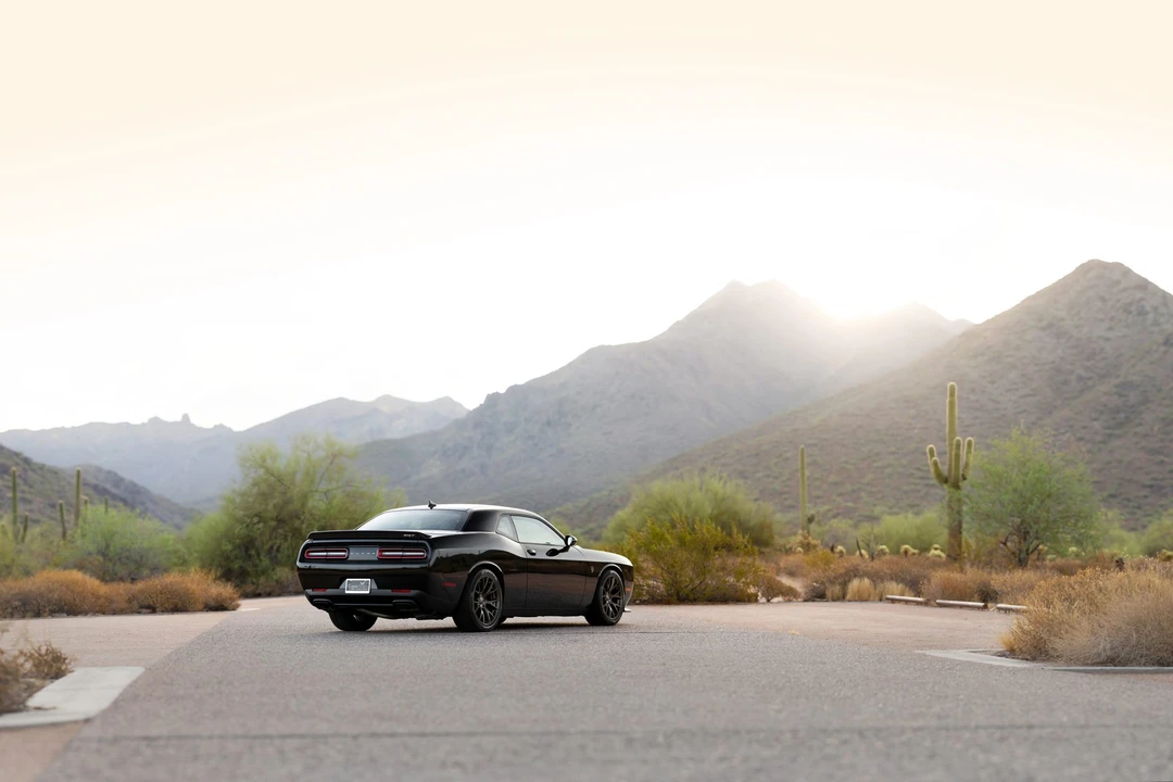 2015 Dodge Challenger SRT Hellcat 3rd Gen - Image 9 of 31