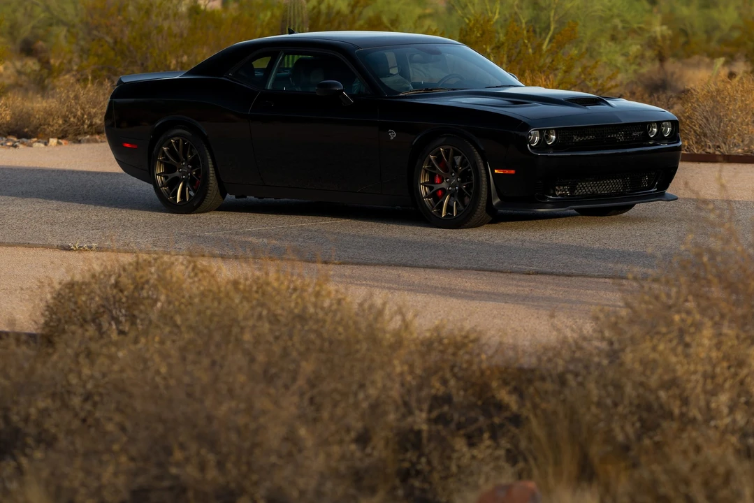 2015 Dodge Challenger SRT Hellcat 3rd Gen - Image 14 of 31