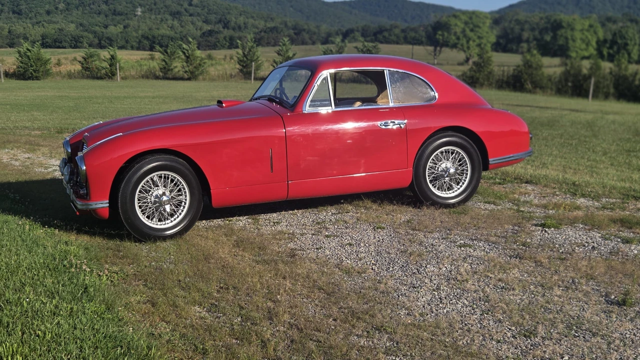 1952 Aston Martin DB1 & DB2 & DB2/4 & DB Mark III - Image 16 of 31