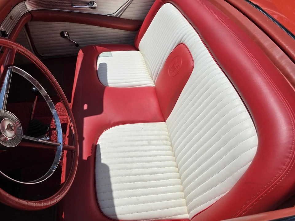 1956 Ford Thunderbird 1st Gen - Image 28 of 31