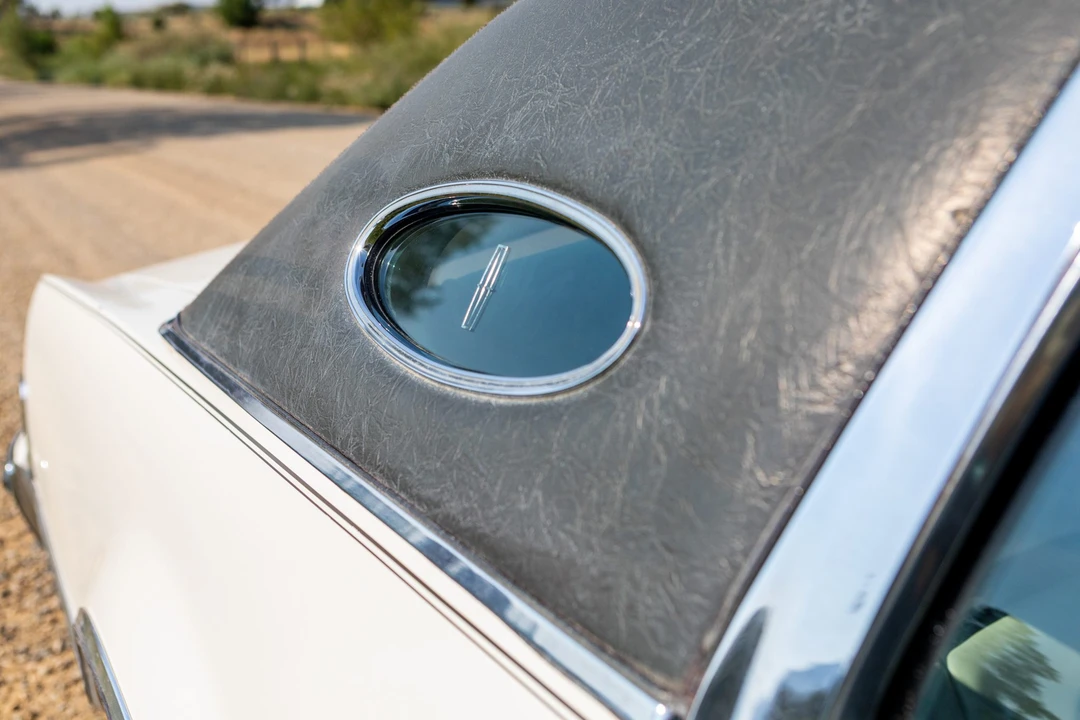 1975 Lincoln Continental Mark IV - Image 24 of 31