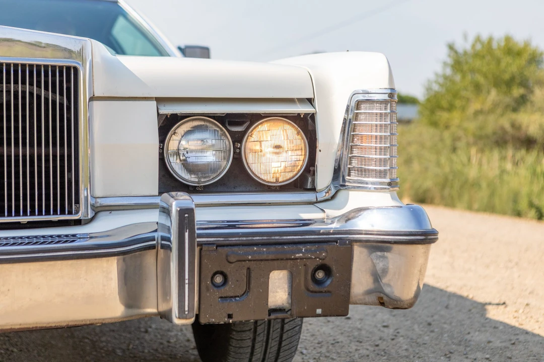 1975 Lincoln Continental Mark IV - Image 11 of 31