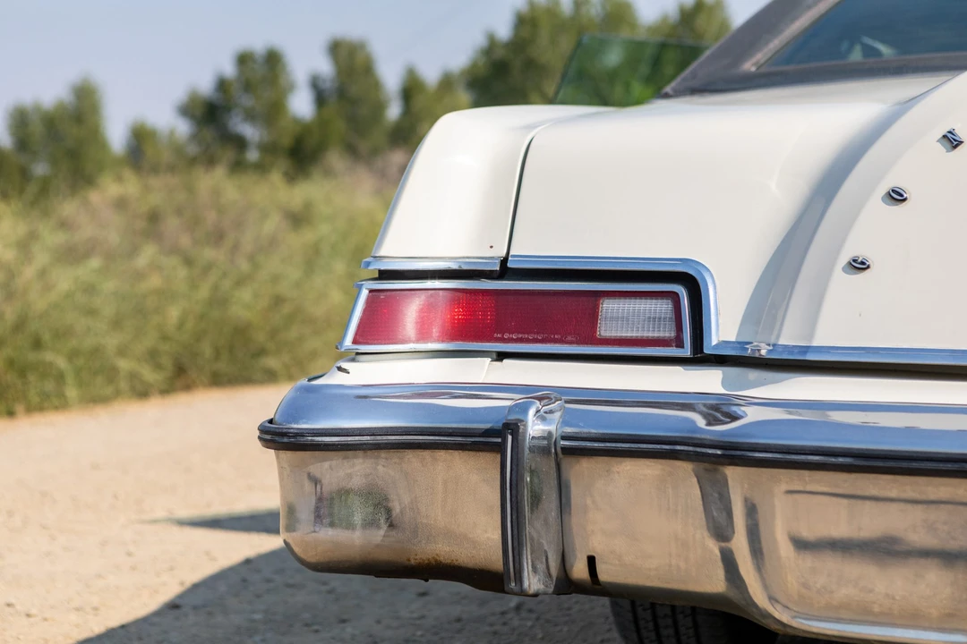 1975 Lincoln Continental Mark IV - Image 13 of 31