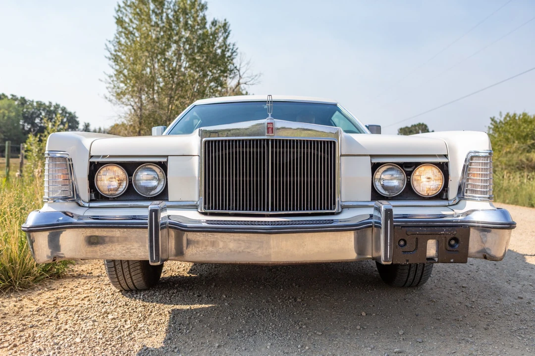 1975 Lincoln Continental Mark IV - Image 9 of 31
