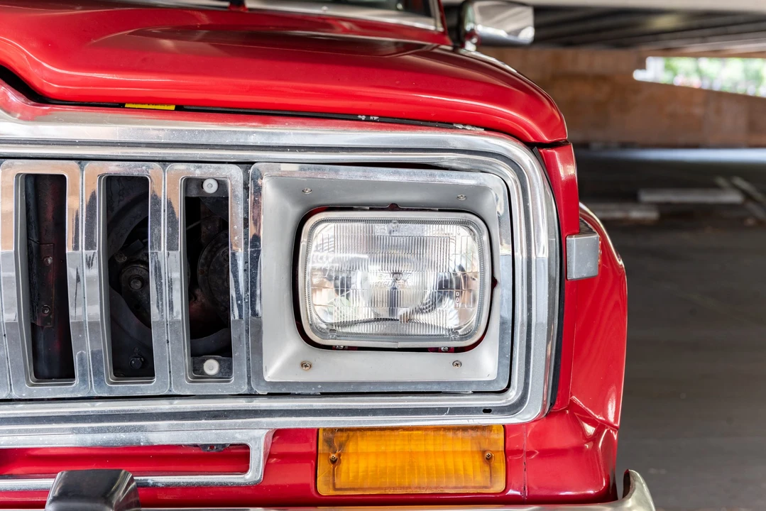 1982 Jeep SJ Cherokee - Image 16 of 31