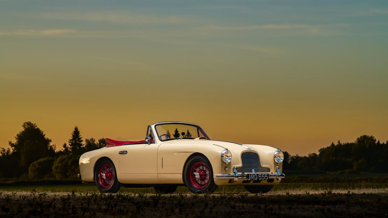 1954 Aston Martin DB1 & DB2 & DB2/4 & DB Mark III - Image 14 of 31