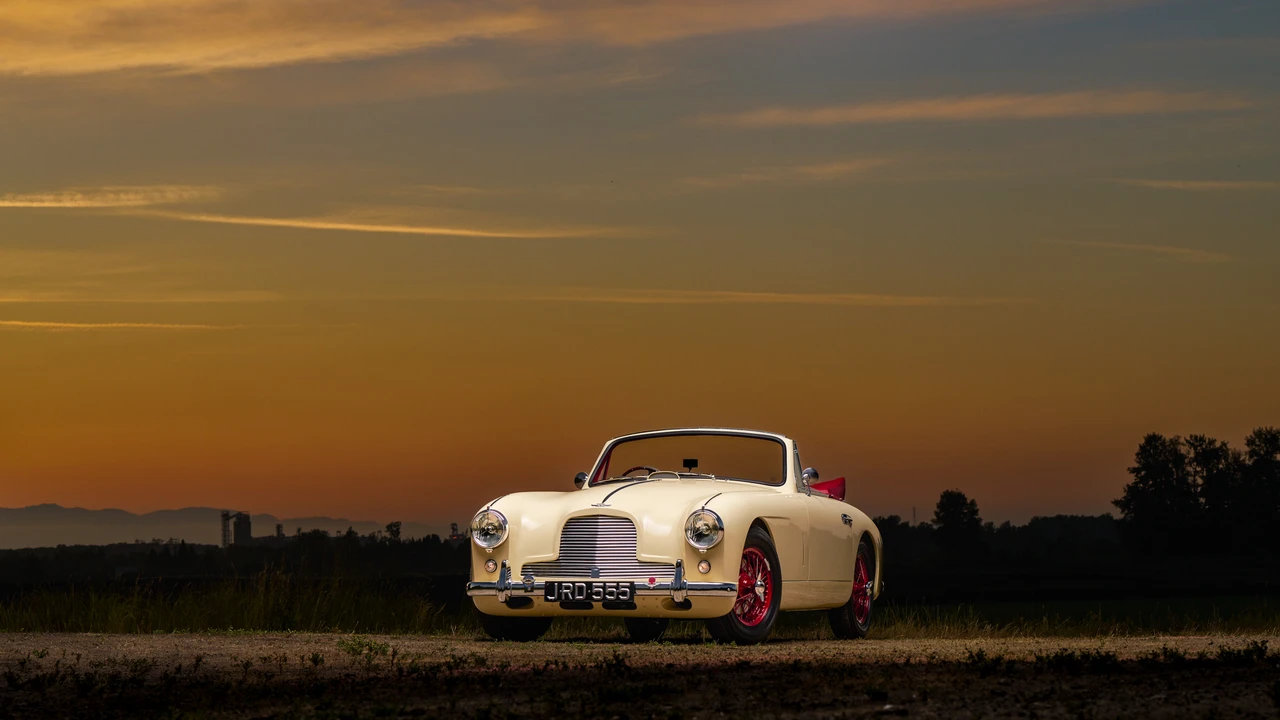 1954 Aston Martin DB1 & DB2 & DB2/4 & DB Mark III - Image 5 of 31