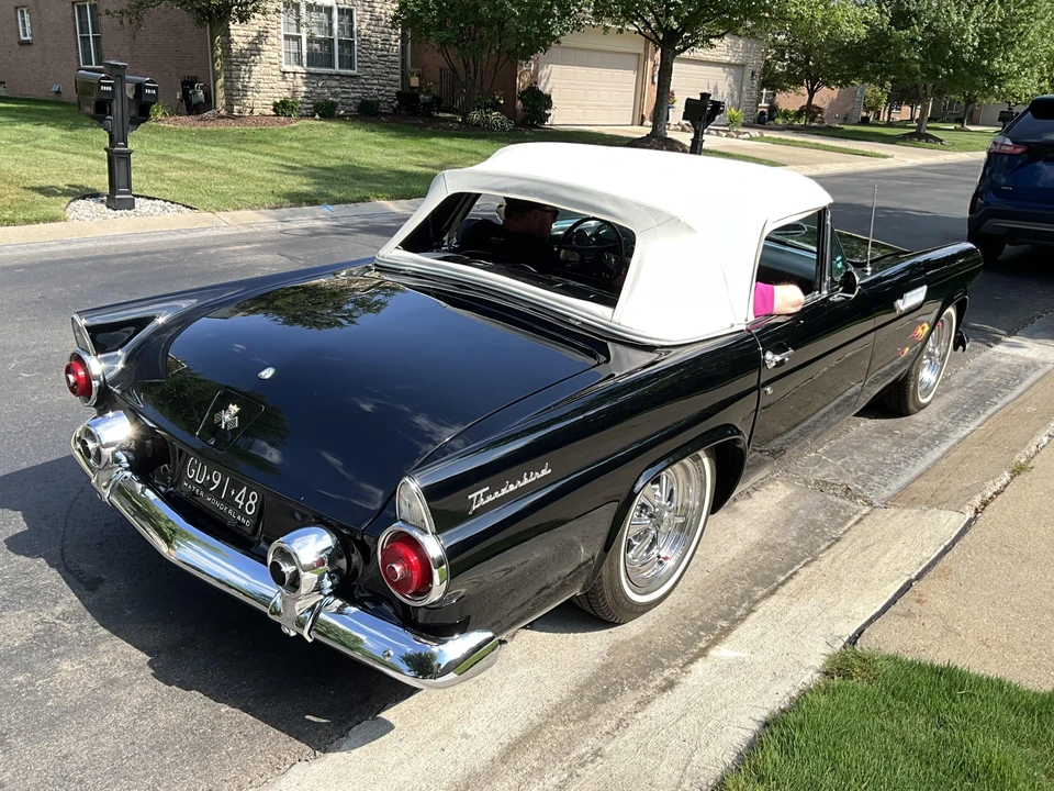 1955 Ford Thunderbird 1st Gen - Image 20 of 31
