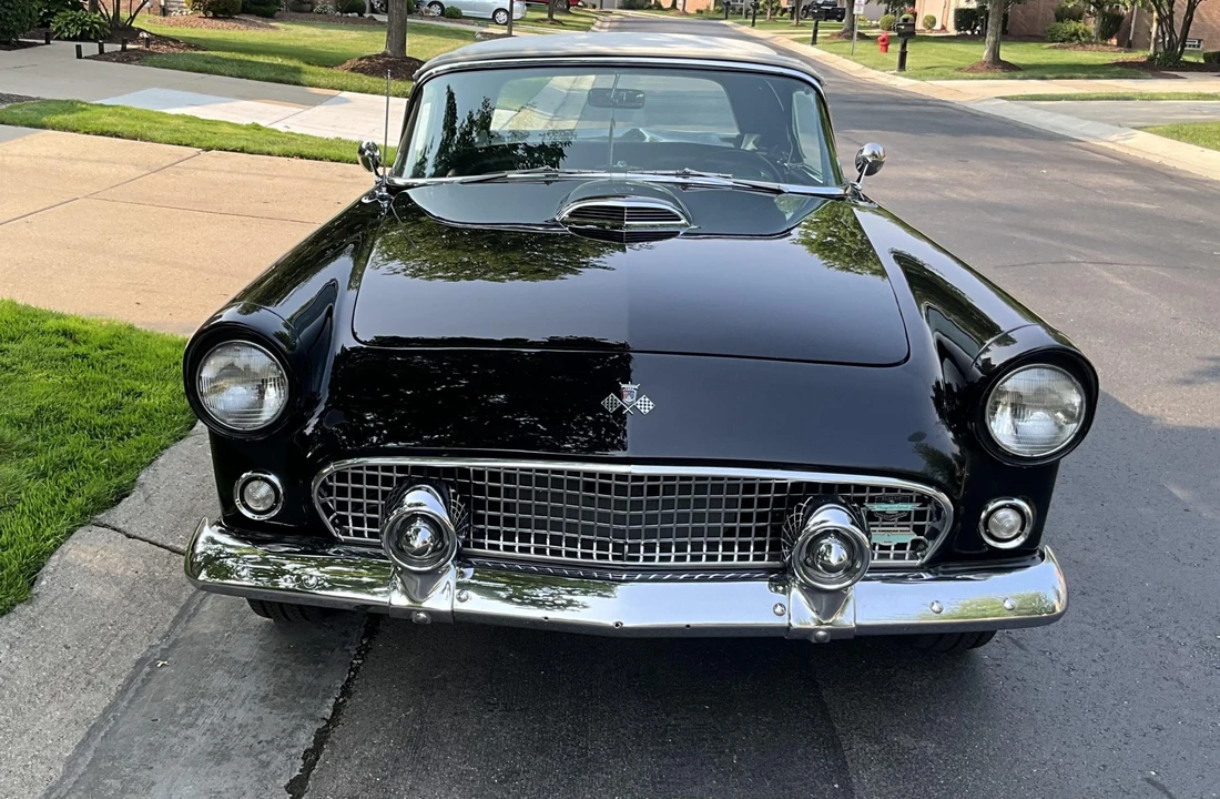 1955 Ford Thunderbird 1st Gen - Image 28 of 31
