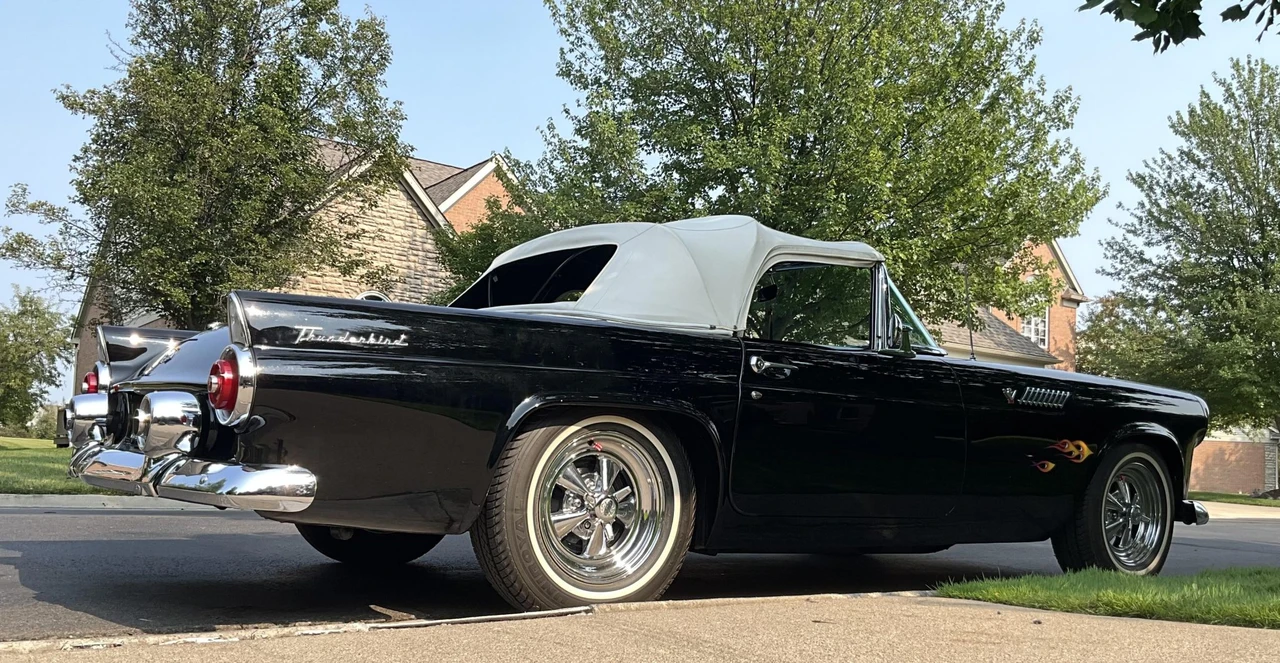 1955 Ford Thunderbird 1st Gen - Image 21 of 31