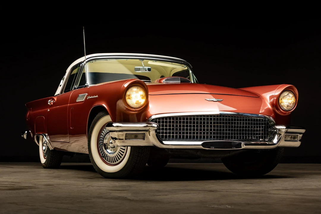1957 Ford Thunderbird 1st Gen - Image 29 of 31