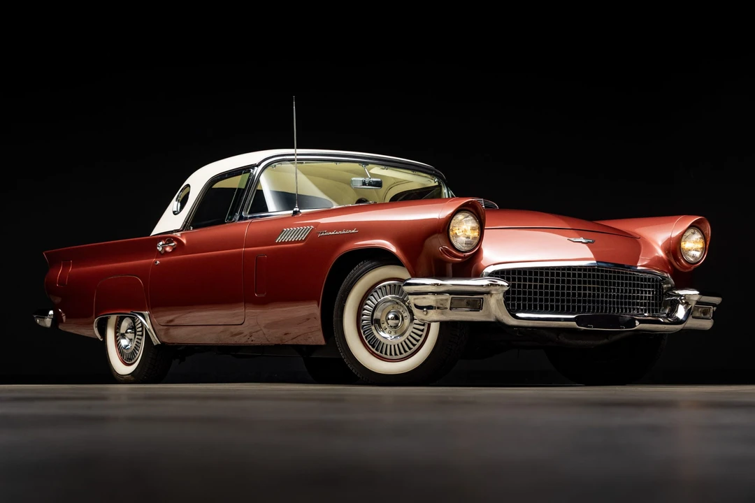 1957 Ford Thunderbird 1st Gen - Image 30 of 31