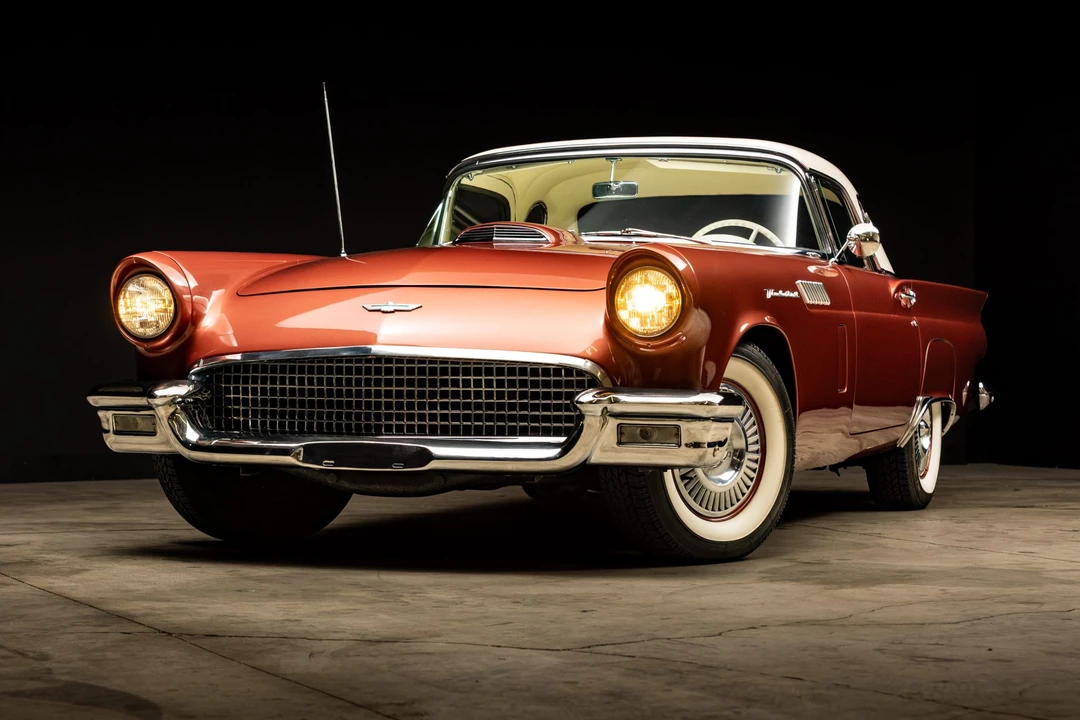 1957 Ford Thunderbird 1st Gen - Image 17 of 31