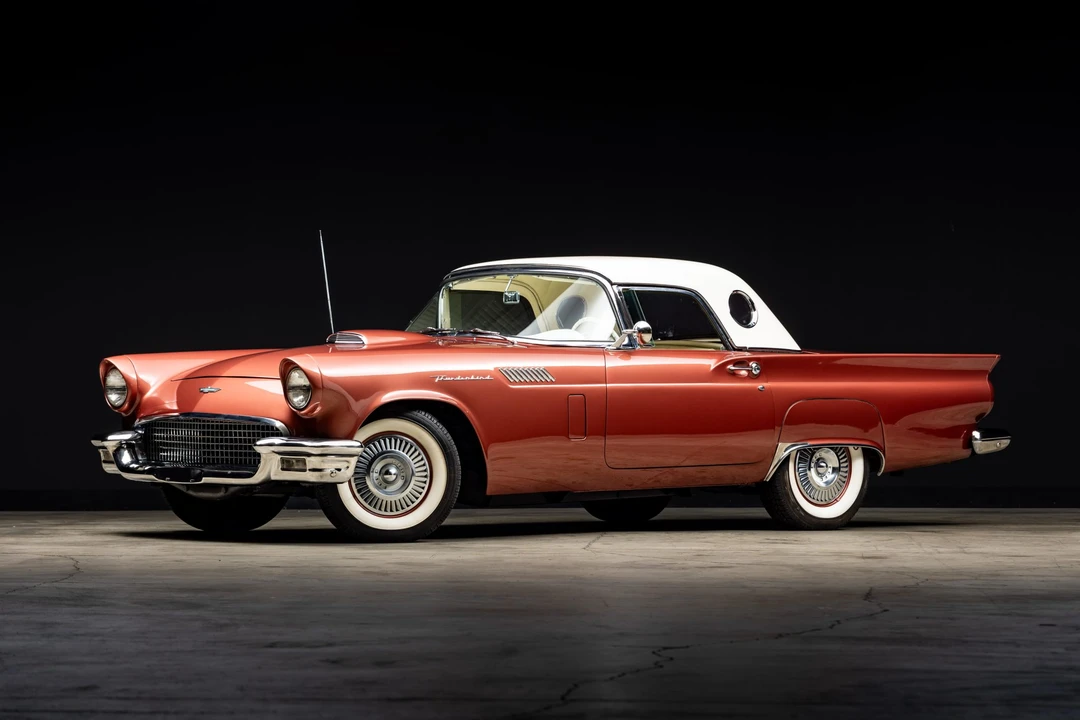 1957 Ford Thunderbird 1st Gen - Image 14 of 31